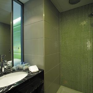 24-Hour Experience Superior Queen or Twin Room